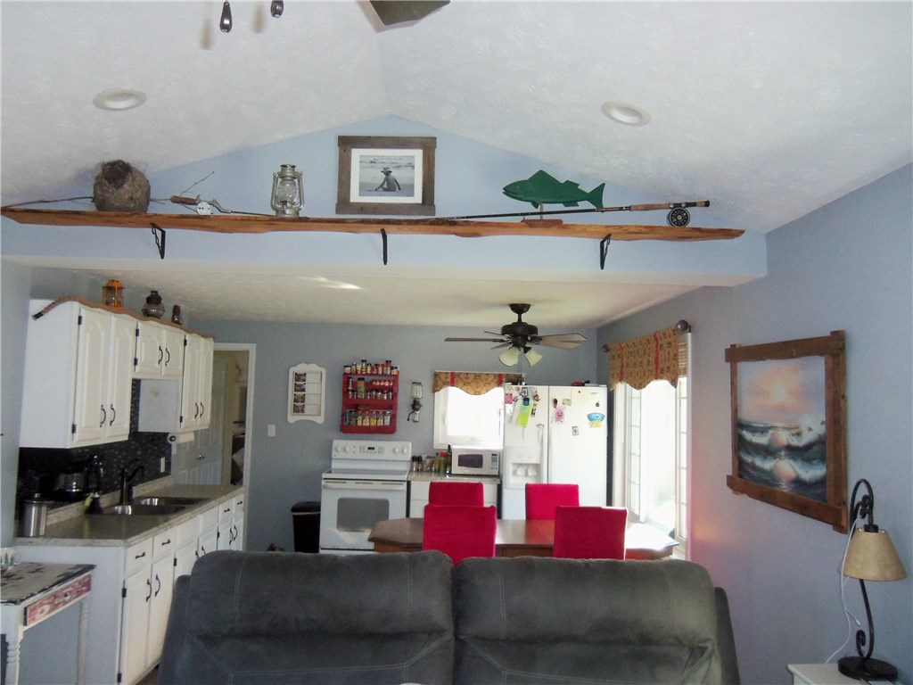 35 Huffer Road Parma, NY 14468 - Photo 4 of 14