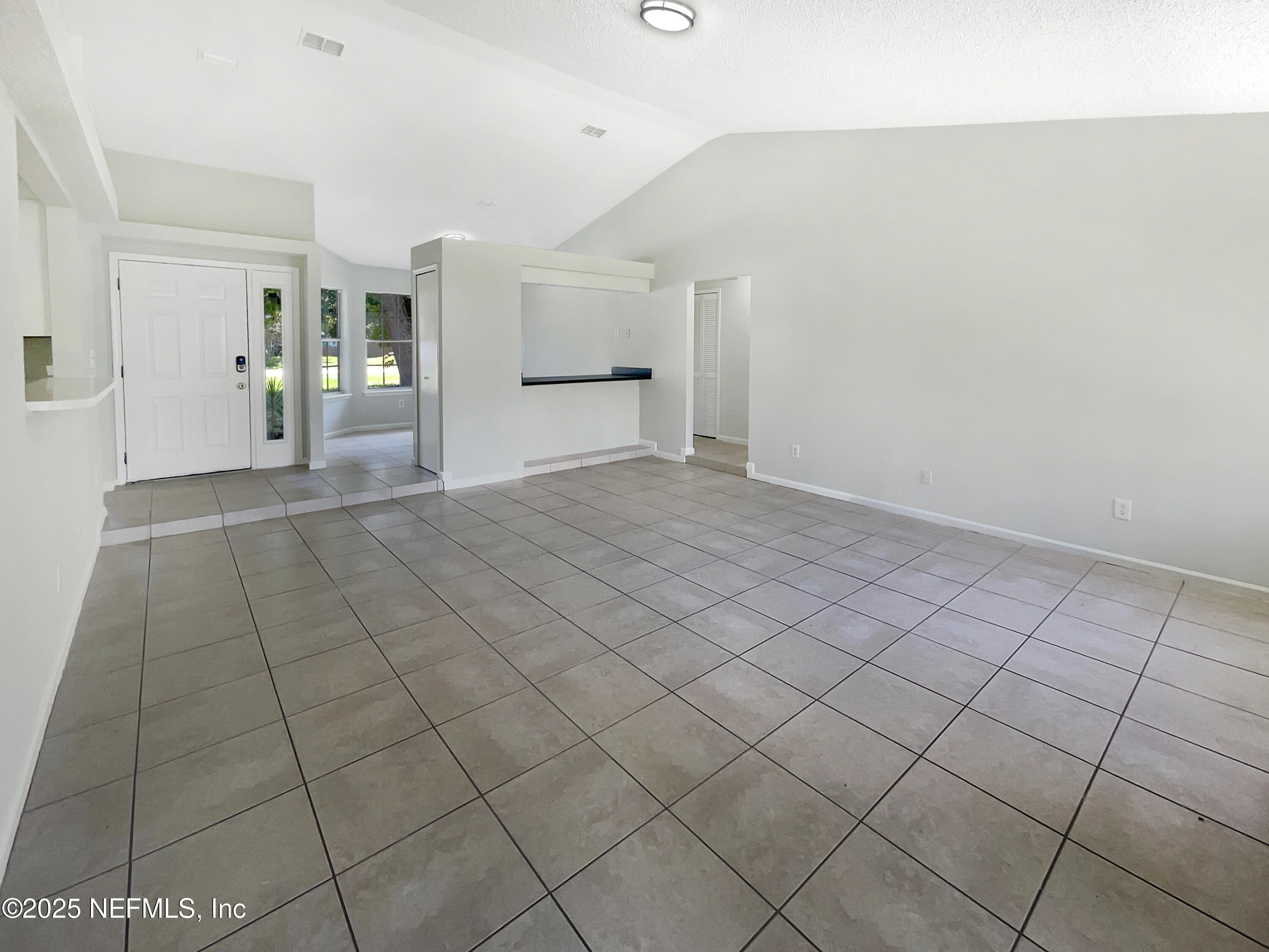 2058 Manucy Court Middleburg, FL 32068 - Photo 5 of 18