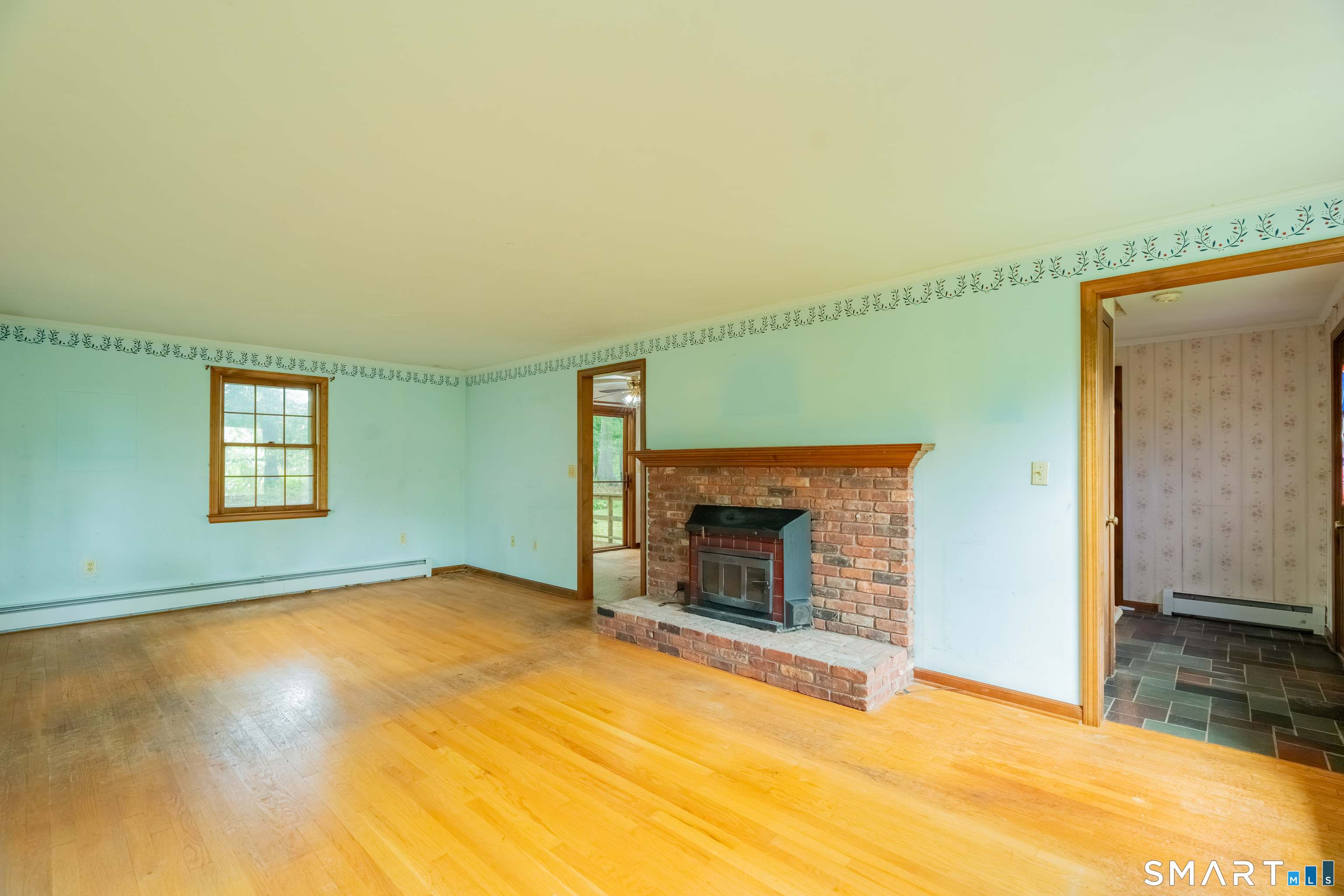 88 Farm Hill Road Wallingford, CT 06492 - Photo 3 of 40 Gallery Image 3