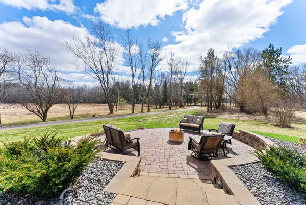 $975,000 | 32126 Hornsby Street Northeast, North Branch, MN 55056