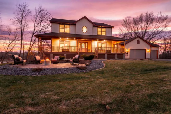 $975,000 | 32126 Hornsby Street Northeast, North Branch, MN 55056