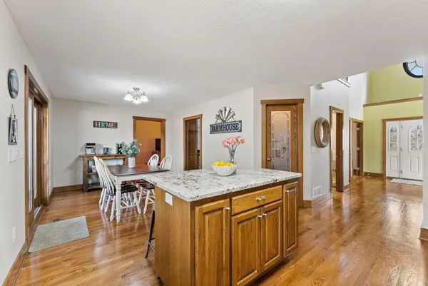 $975,000 | 32126 Hornsby Street Northeast, North Branch, MN 55056