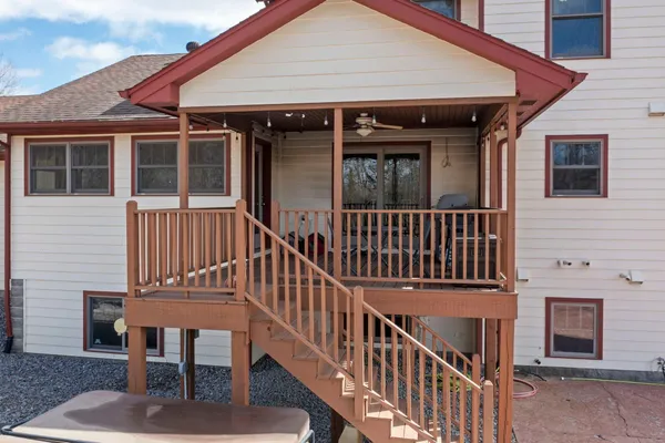 $975,000 | 32126 Hornsby Street Northeast, North Branch, MN 55056