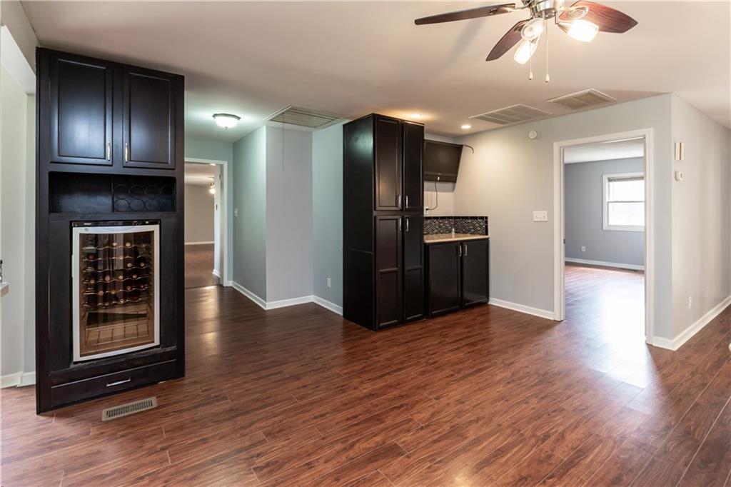 4309 Gibbs Road Danville, IN 46122 - Photo 9 of 26 Gallery Image 9