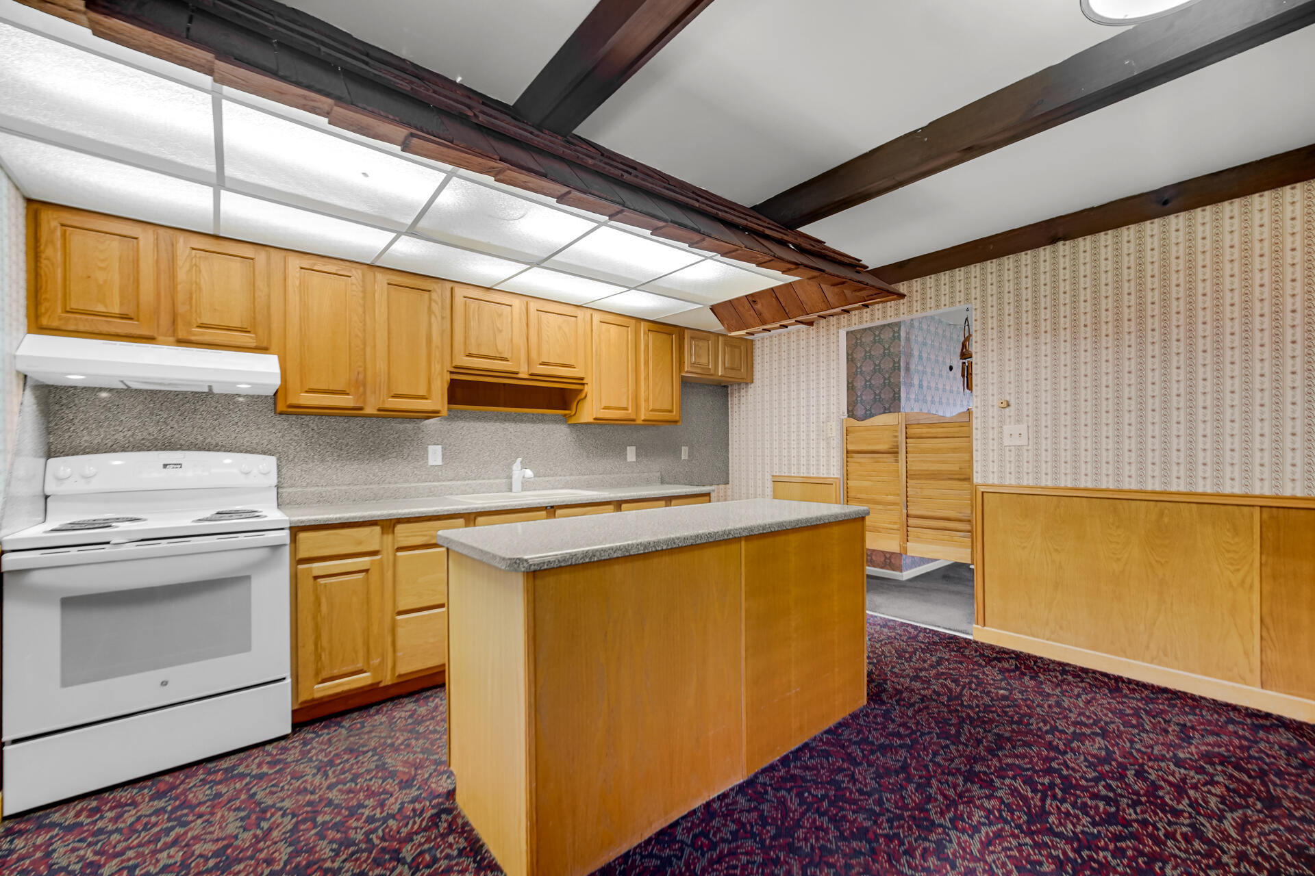445 Plymouth Road Valparaiso, IN 46385 - Photo 10 of 31 1920x1280