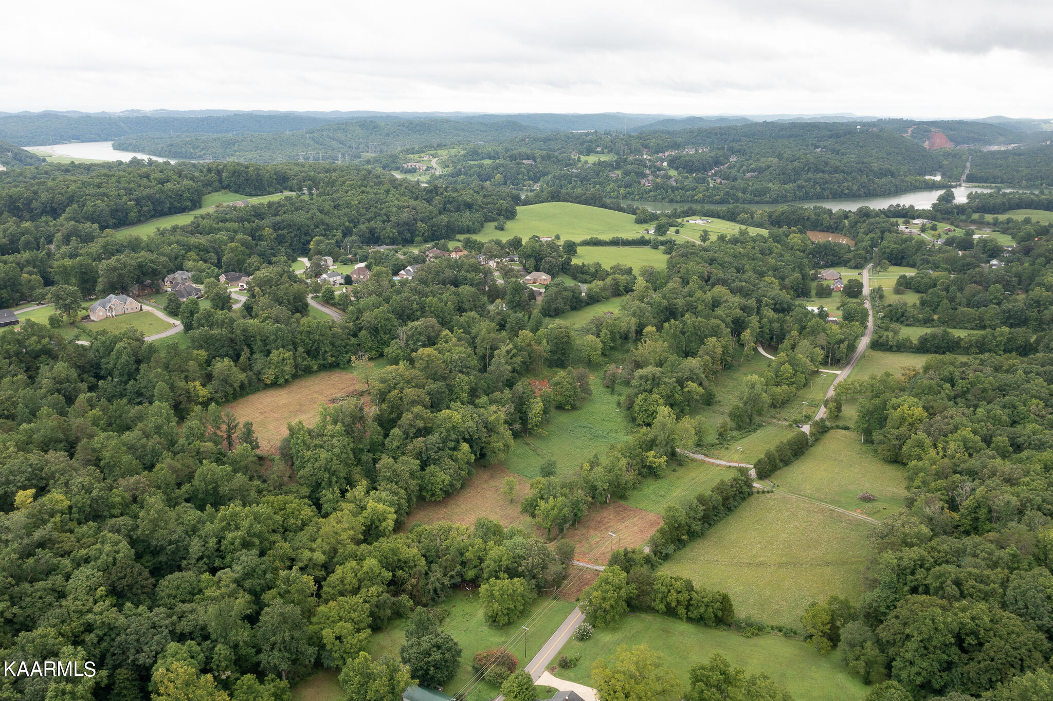West Wolf Valley Road Clinton, TN 37716 - Photo 7 of 10 untitled-7