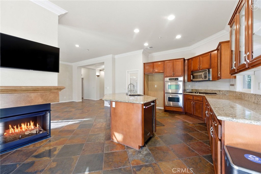 1268 Viento Court Riverside, CA 92508 - Photo 11 of 61