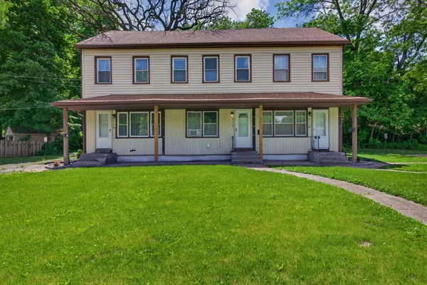 $295,000 | 2113-2115 Kirkwood Boulevard, Davenport, IA 52803
