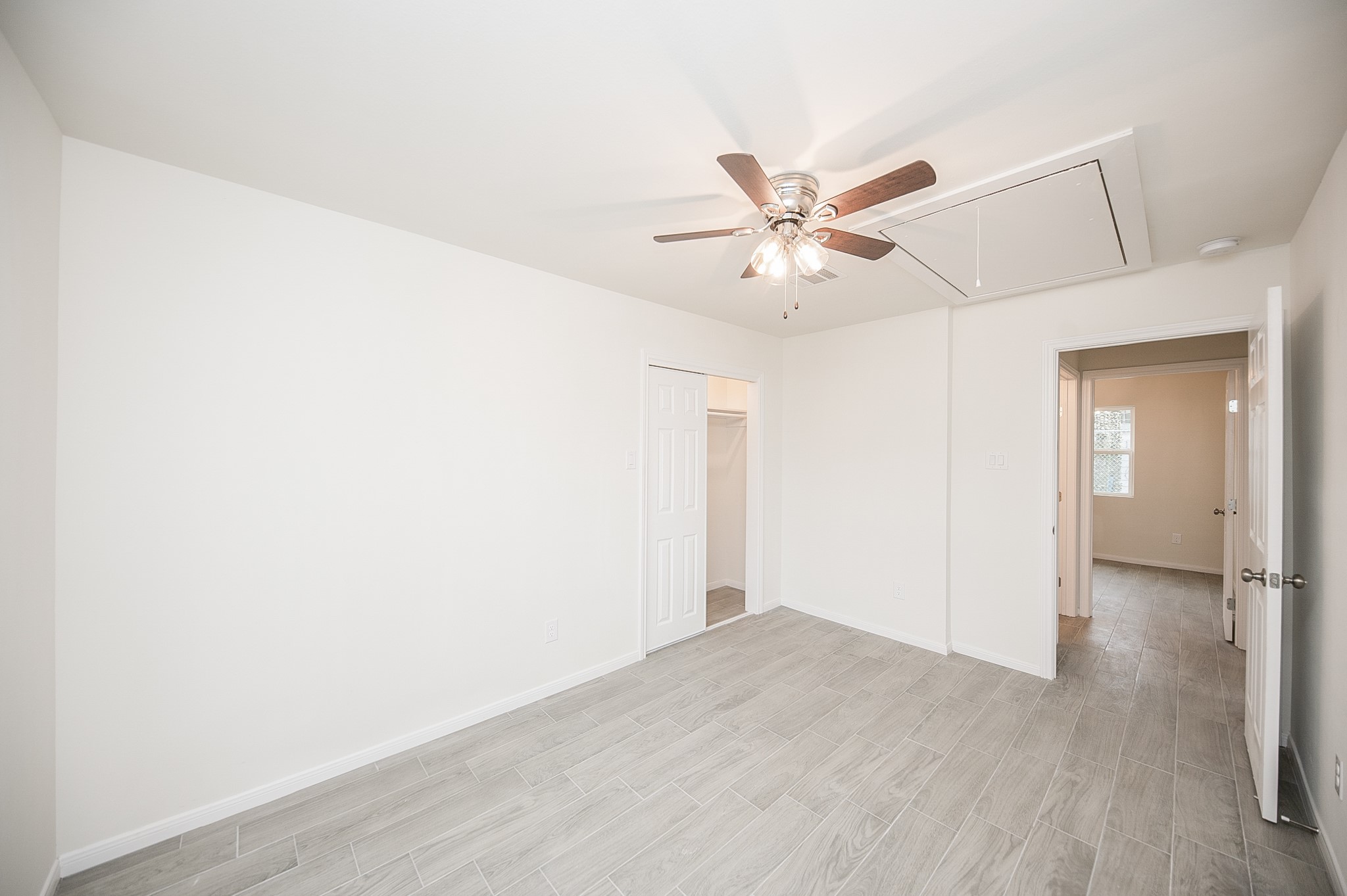 5040 Mallow Street, Unit B Houston, TX 77033 - Photo 12 of 19 Bedroom 1