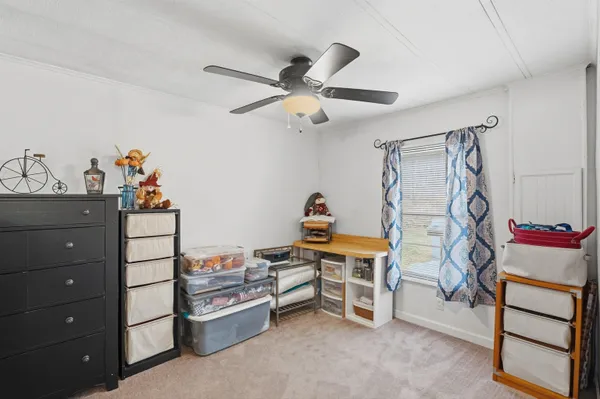 $215,000 | 41 Mathew Circle, Goffstown, NH 03045