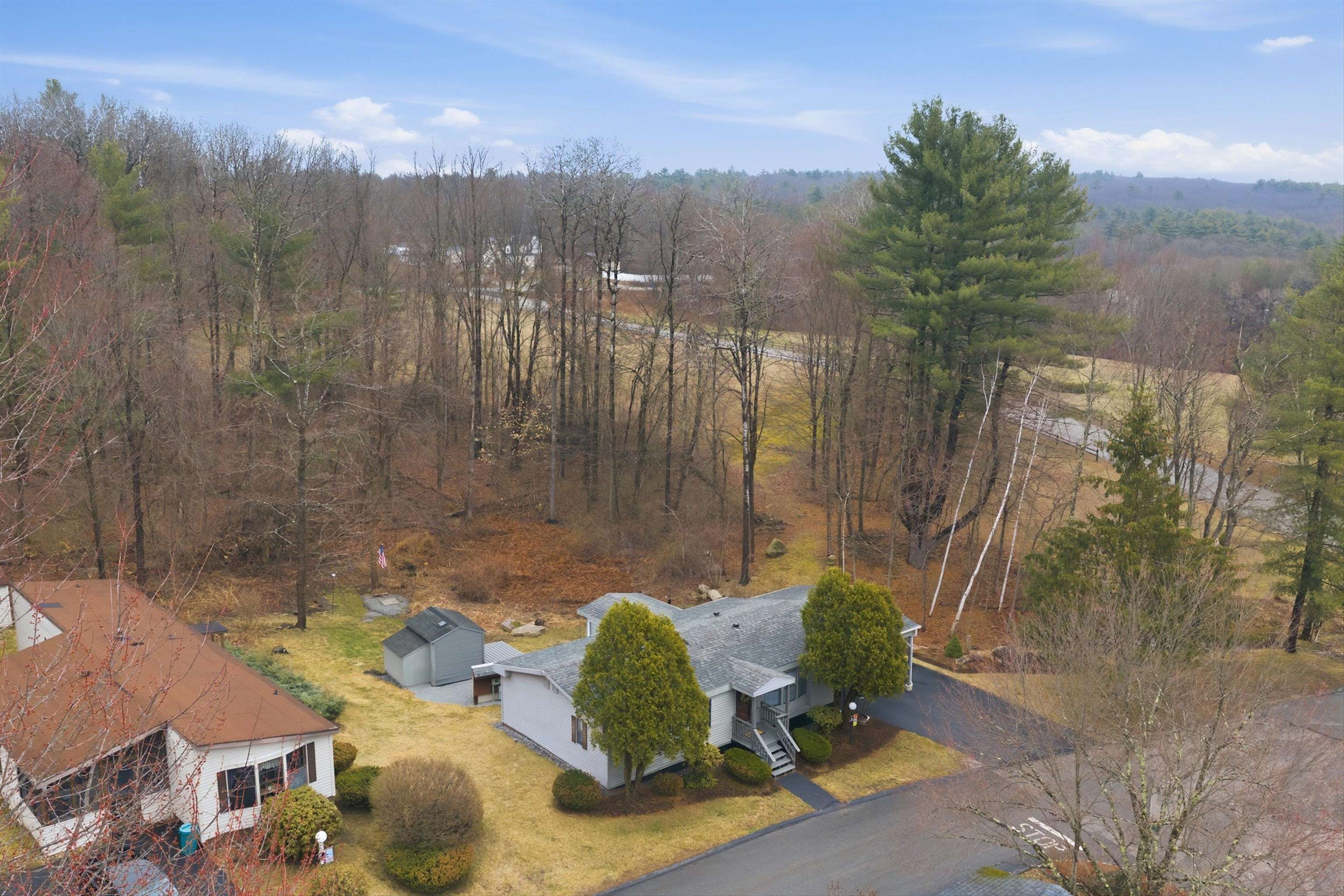 41 Mathew Circle Goffstown, NH 03045 - Photo 34 of 37