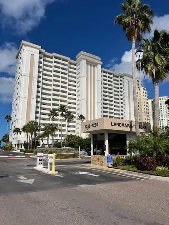 $3,300 | 1230 Gulf Boulevard, Unit 1507, Clearwater, FL 33767