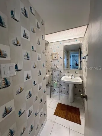 $3,300 | 1230 Gulf Boulevard, Unit 1507, Clearwater, FL 33767