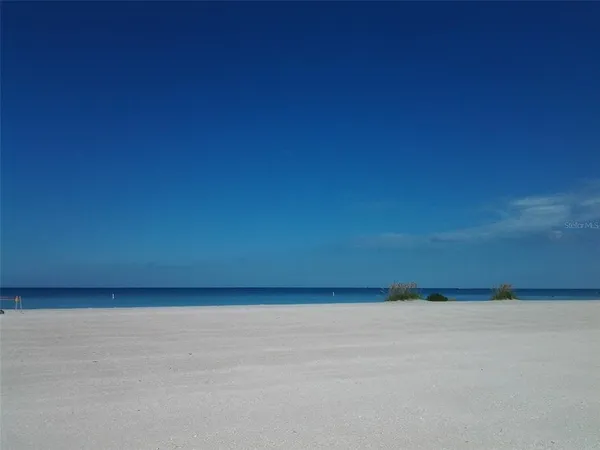 $3,300 | 1230 Gulf Boulevard, Unit 1507, Clearwater, FL 33767