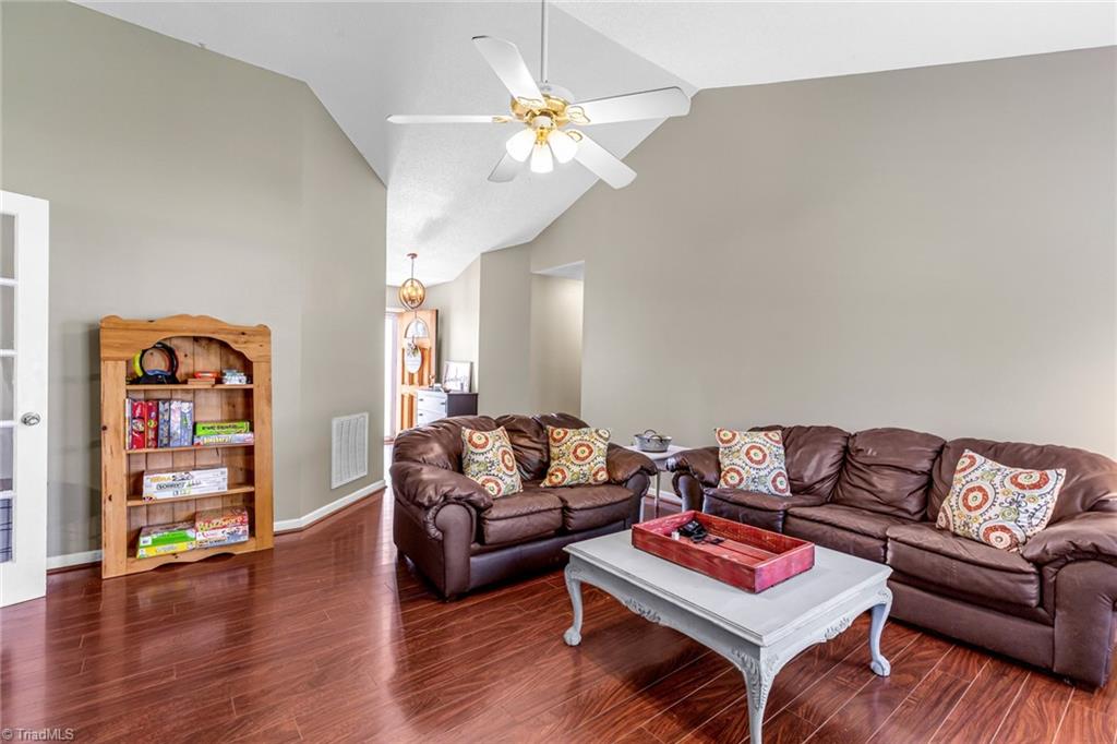 6015 Weant Road Archdale, NC 27263 - Photo 8 of 34 Gallery Image 8