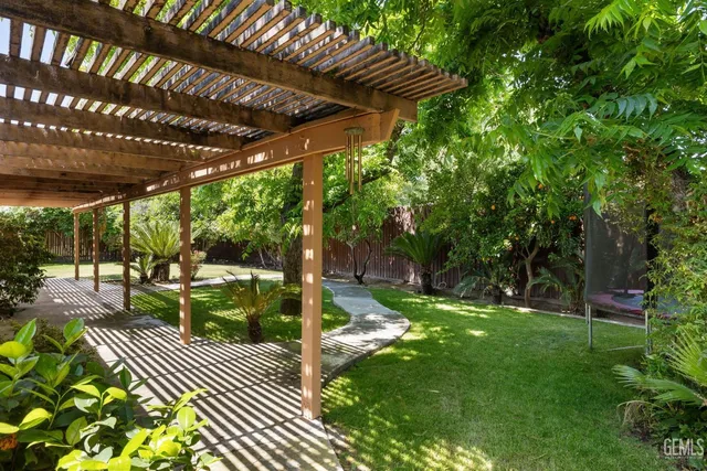 $525,000 | Undisclosed Address, Bakersfield, CA 93301