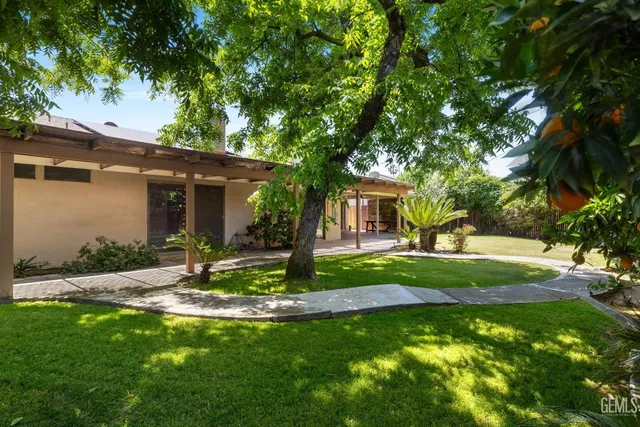 $525,000 | Undisclosed Address, Bakersfield, CA 93301