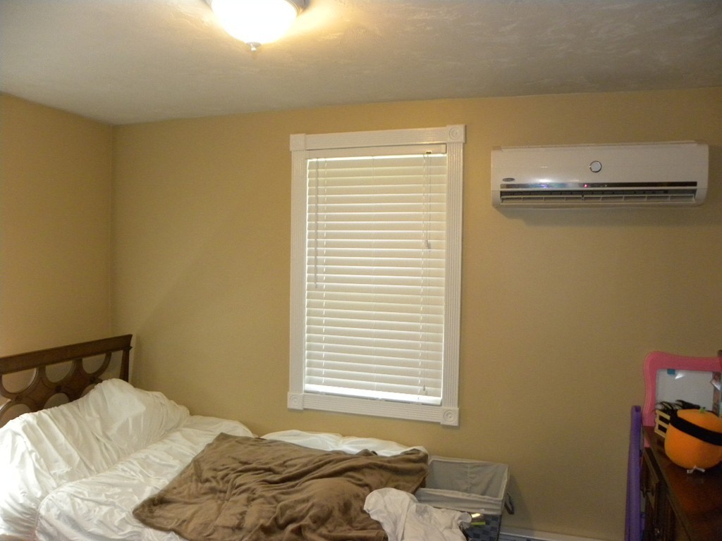 33 Pleasant Street, Unit 2 Sutton, MA 01590 - Photo 11 of 30 Gallery Image 11