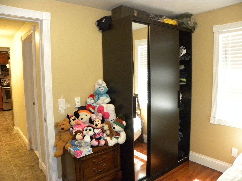 33 Pleasant Street, Unit 2 Sutton, MA 01590 - Photo 13 of 30 Gallery Image 13
