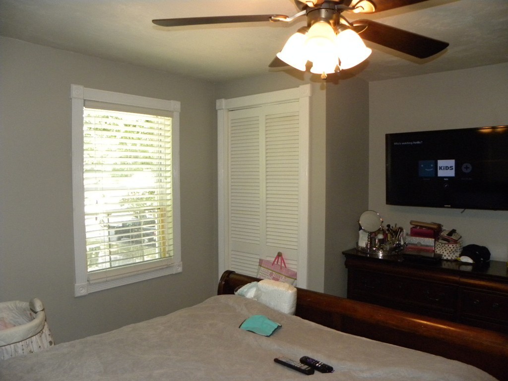33 Pleasant Street, Unit 2 Sutton, MA 01590 - Photo 14 of 30 Gallery Image 14