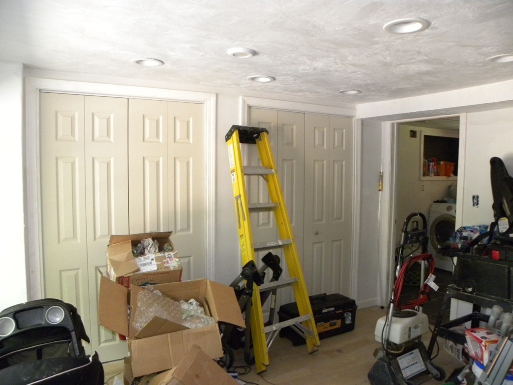 33 Pleasant Street, Unit 2 Sutton, MA 01590 - Photo 19 of 30 Gallery Image 19