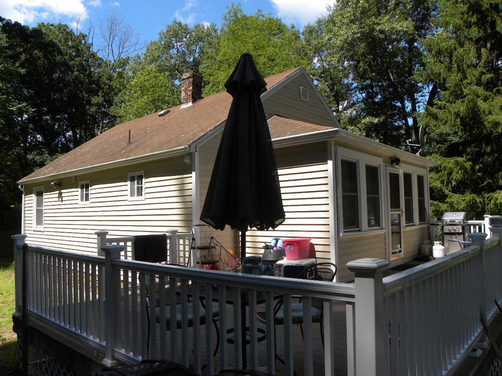 33 Pleasant Street, Unit 2 Sutton, MA 01590 - Photo 23 of 30 Gallery Image 23