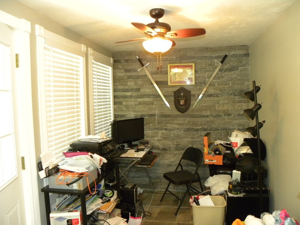 33 Pleasant Street, Unit 2 Sutton, MA 01590 - Photo 29 of 30 Gallery Image 29