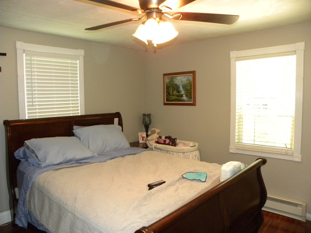 33 Pleasant Street, Unit 2 Sutton, MA 01590 - Photo 7 of 30 Gallery Image 7