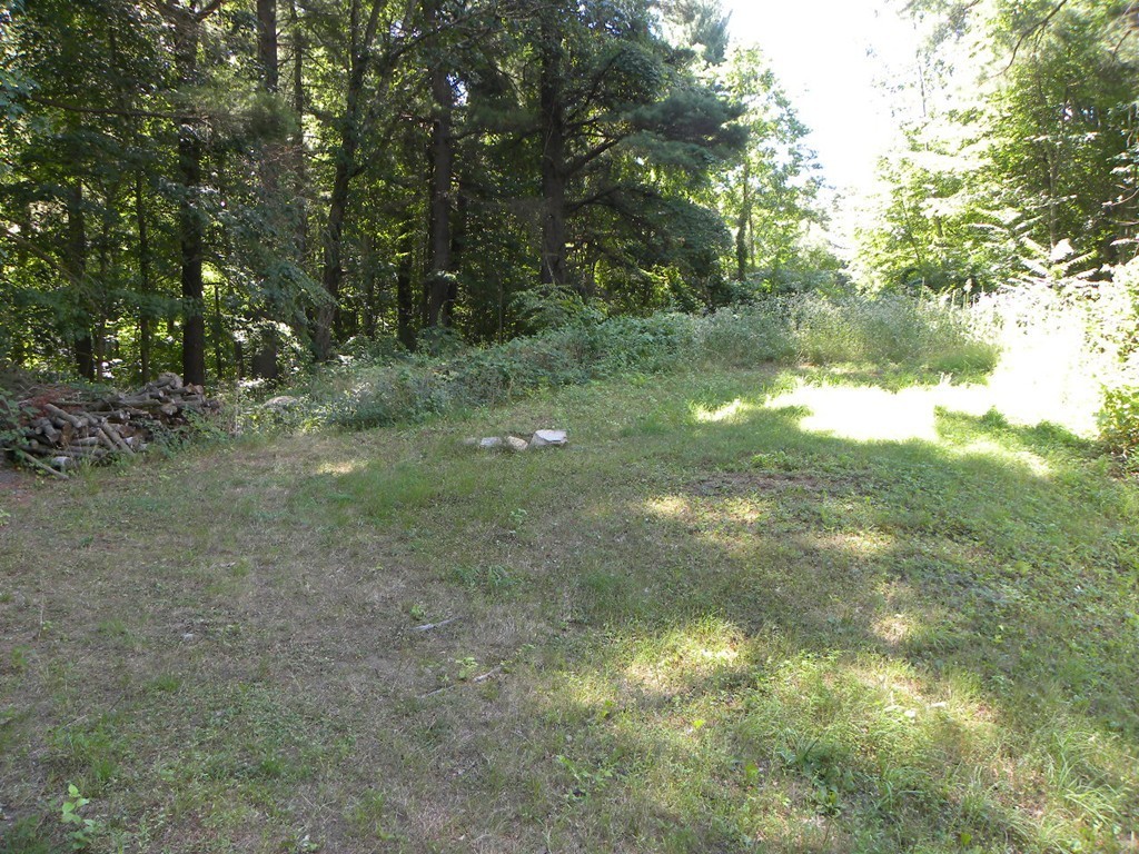 33 Pleasant Street, Unit 2 Sutton, MA 01590 - Photo 9 of 30 Gallery Image 9
