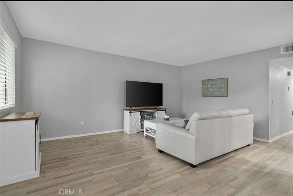 1411 Clemson Way Riverside, CA 92507 - Photo 6 of 29