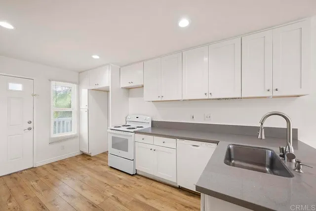 $2,500 | 1111 Seacoast Drive, Imperial Beach, CA 91932