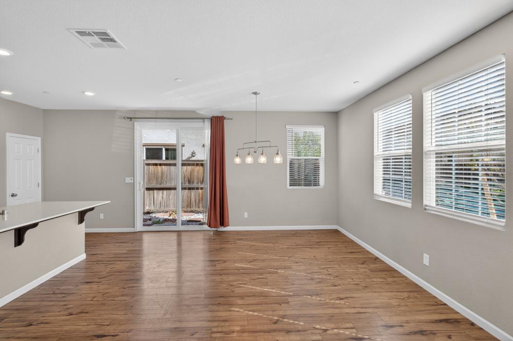 8195 Kramer Ranch Way Elk Grove, CA 95758 - Photo 17 of 52