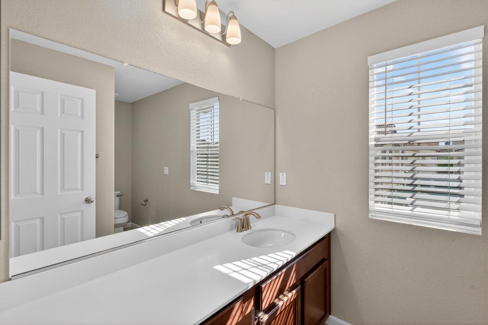 8195 Kramer Ranch Way Elk Grove, CA 95758 - Photo 34 of 52