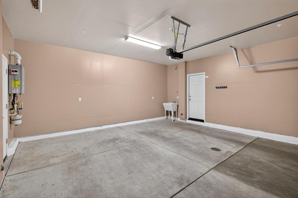 8195 Kramer Ranch Way Elk Grove, CA 95758 - Photo 38 of 52