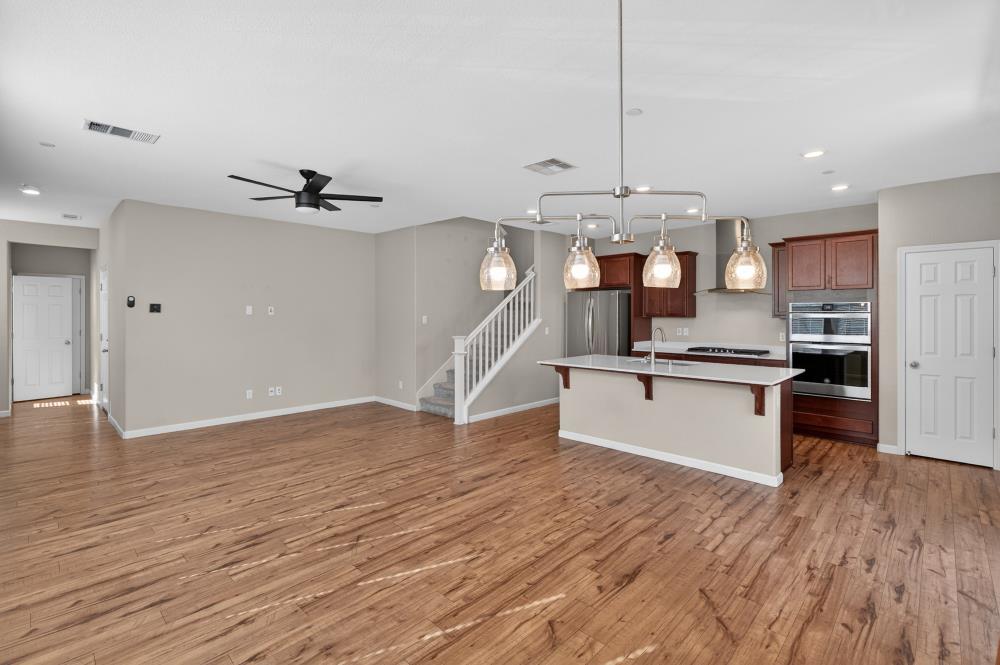 8195 Kramer Ranch Way Elk Grove, CA 95758 - Photo 6 of 52