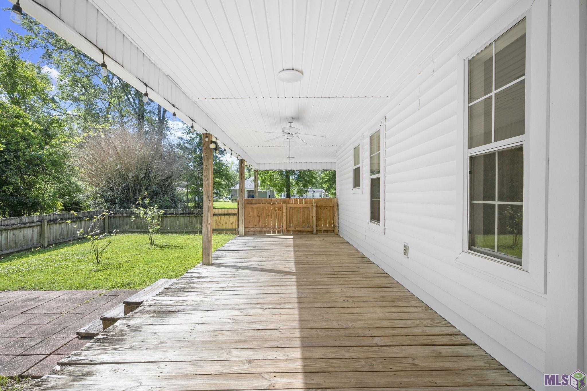 1018 Rodeo Drive Denham Springs, LA 70726 - Photo 12 of 16 Gallery Image 12