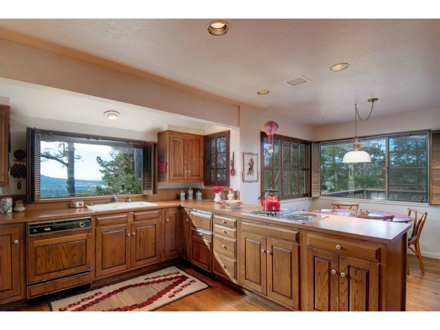 24750 Summit Field Road Carmel, CA 93923 - Photo 8 of 14 Gallery Image 8
