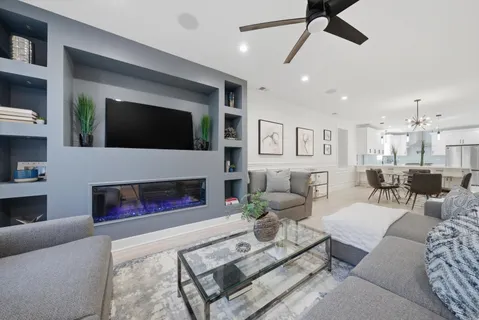 $1,250,000 | 2625 West Armitage Avenue, Chicago, IL 60647