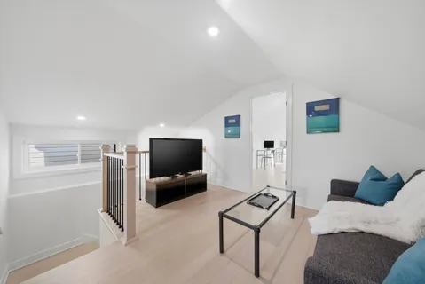 $1,250,000 | 2625 West Armitage Avenue, Chicago, IL 60647