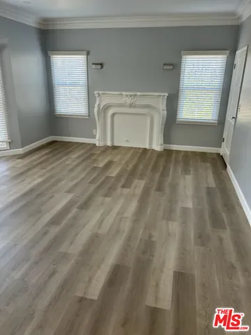 $2,300 | 2830 West 3rd Street, Los Angeles, CA 90057