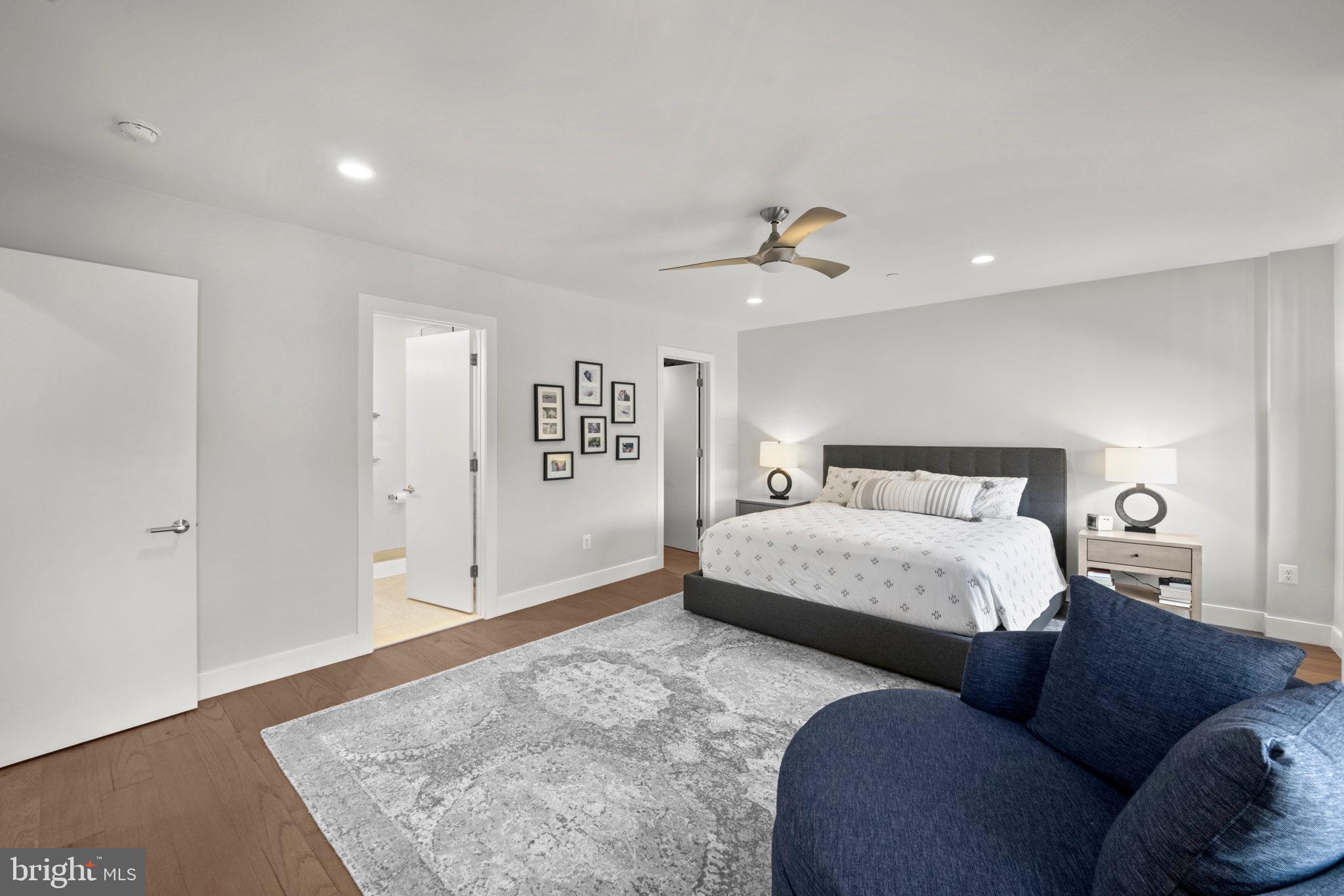 606 Brookes Ridge Court Bethesda, MD 20816 - Photo 19 of 41 Primary Suite