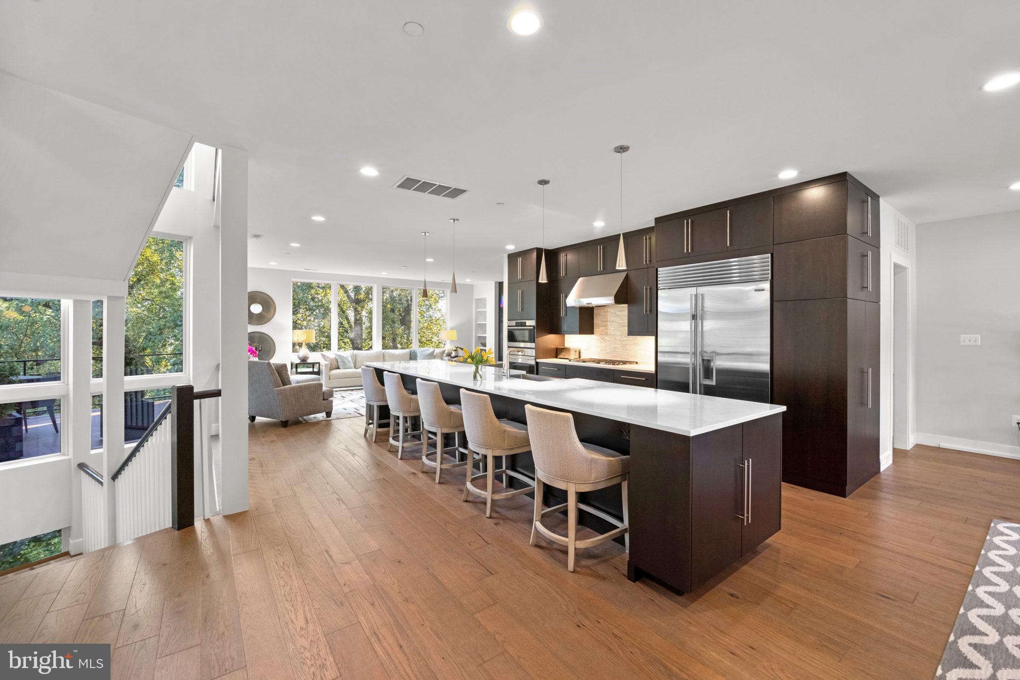 606 Brookes Ridge Court Bethesda, MD 20816 - Photo 4 of 41 Chef'sKitchen