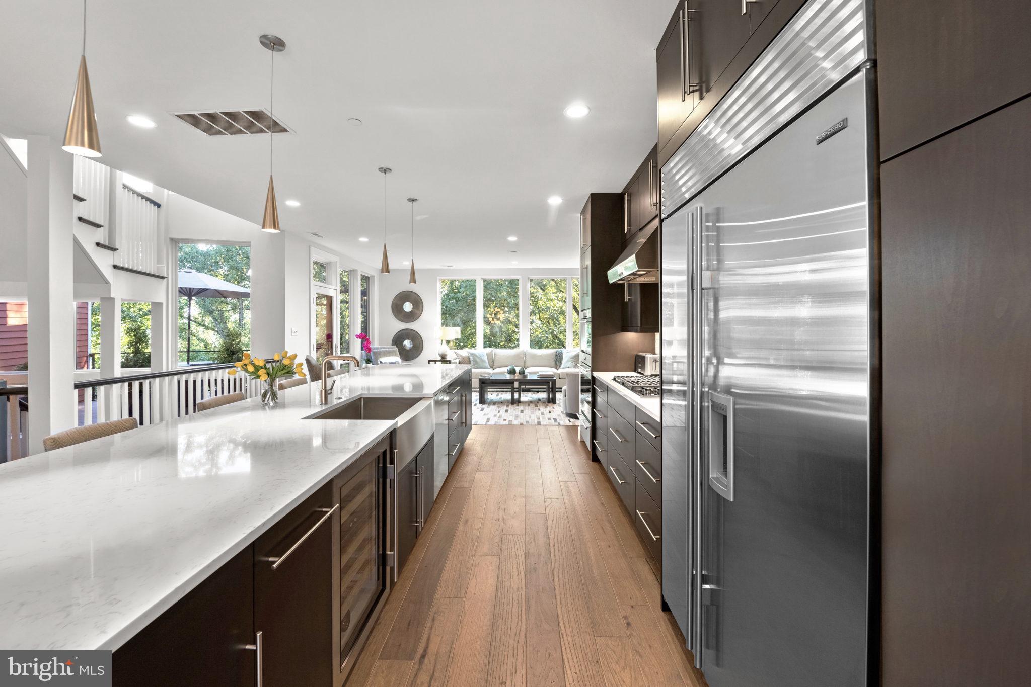 606 Brookes Ridge Court Bethesda, MD 20816 - Photo 7 of 41 Chef's Kitchen