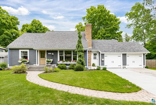 $390,000 | 1904 Hartley Road, Duluth, MN 55803