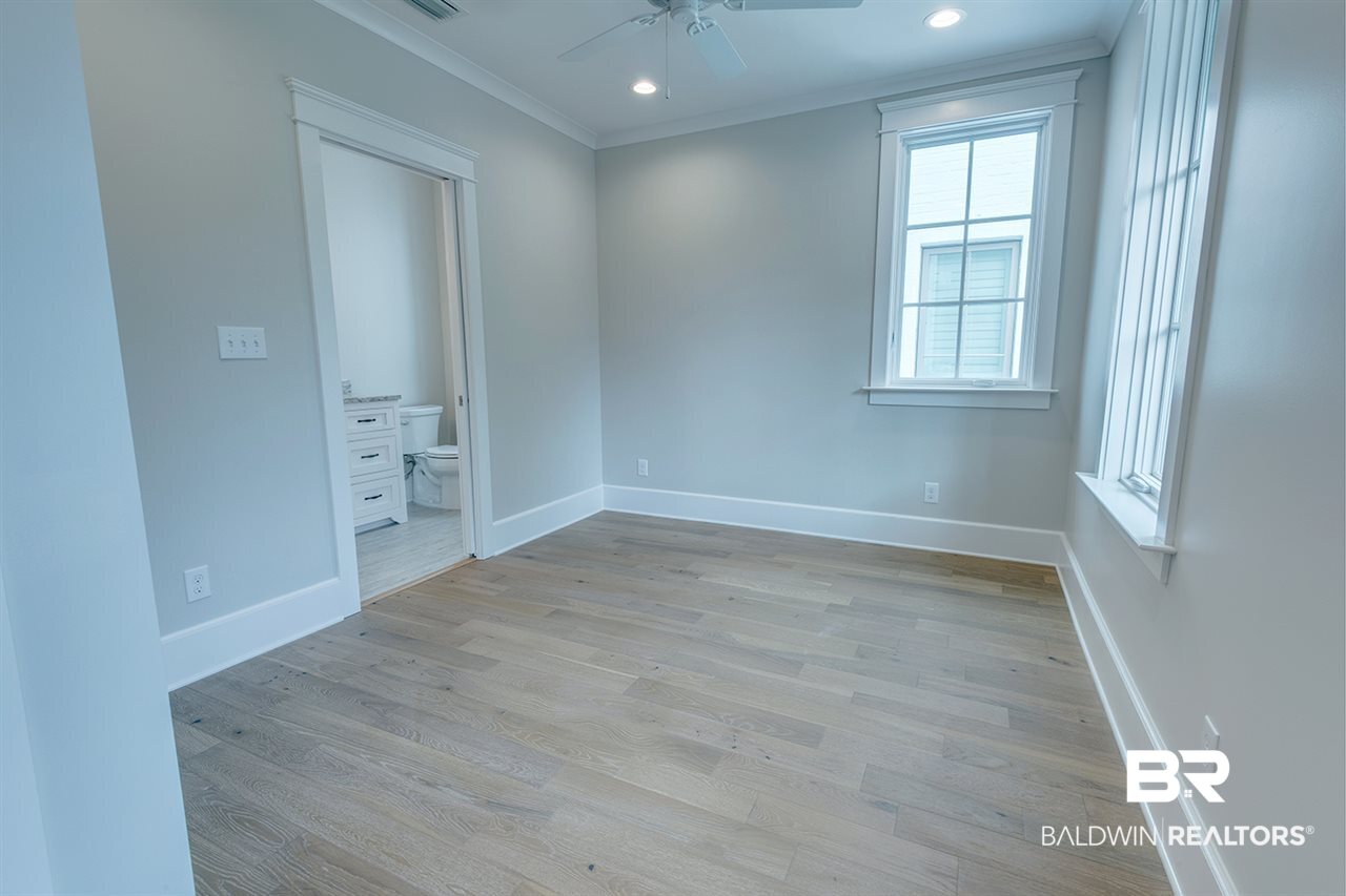 72 Fairhope Avenue, Unit 6 Fairhope, AL 36532 - Photo 32 of 44