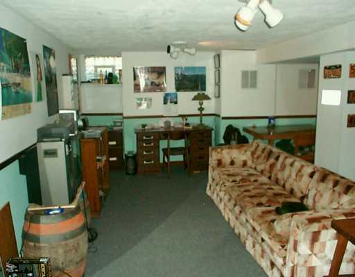 1338 Hamilton Road Castle Shannon, PA 15234 - Photo 8 of 8 Gallery Image 8