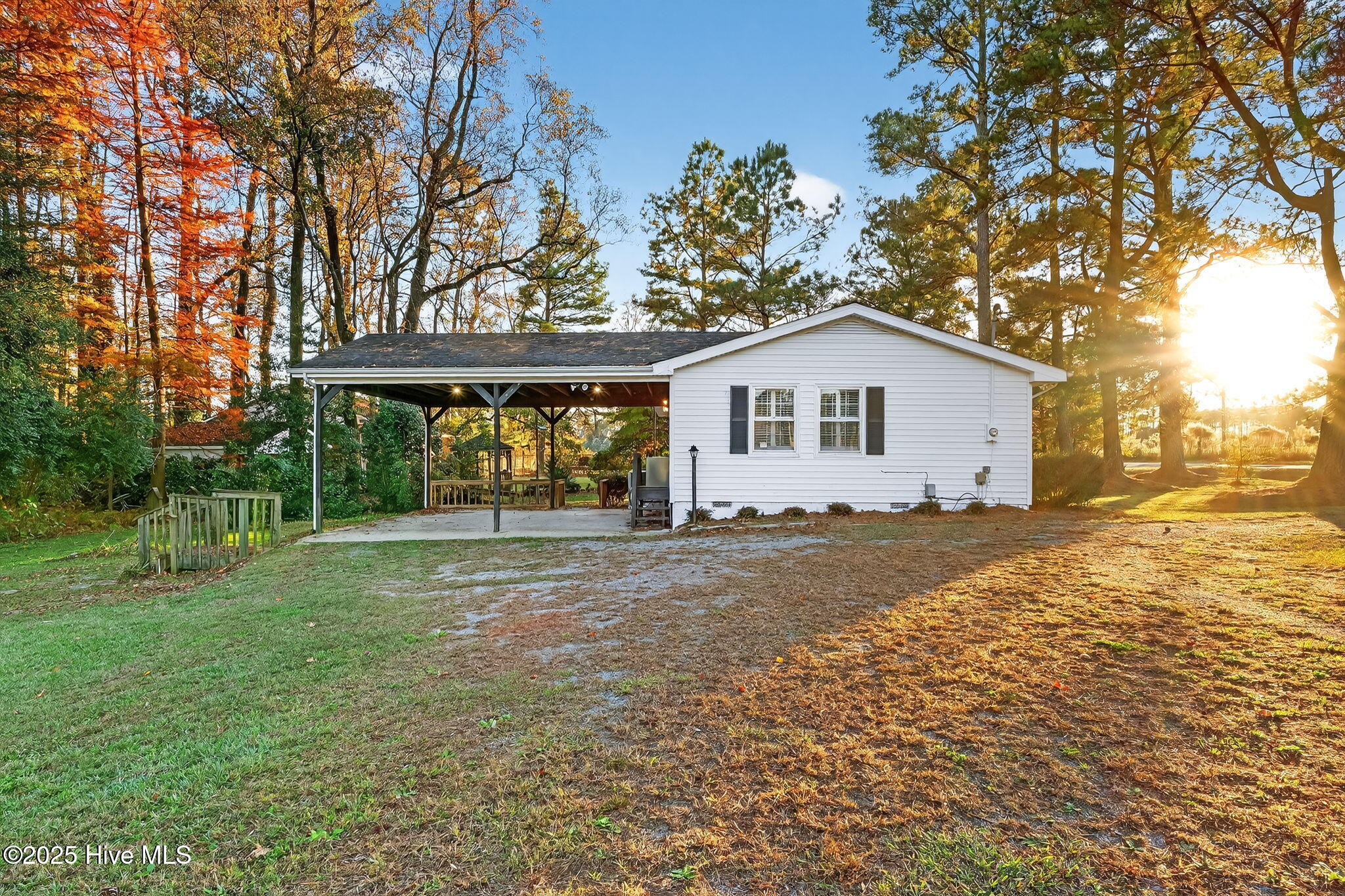4509 Steven's Chapel Road Smithfield, NC 27577 - Photo 27 of 68 Covered Patio / Carport