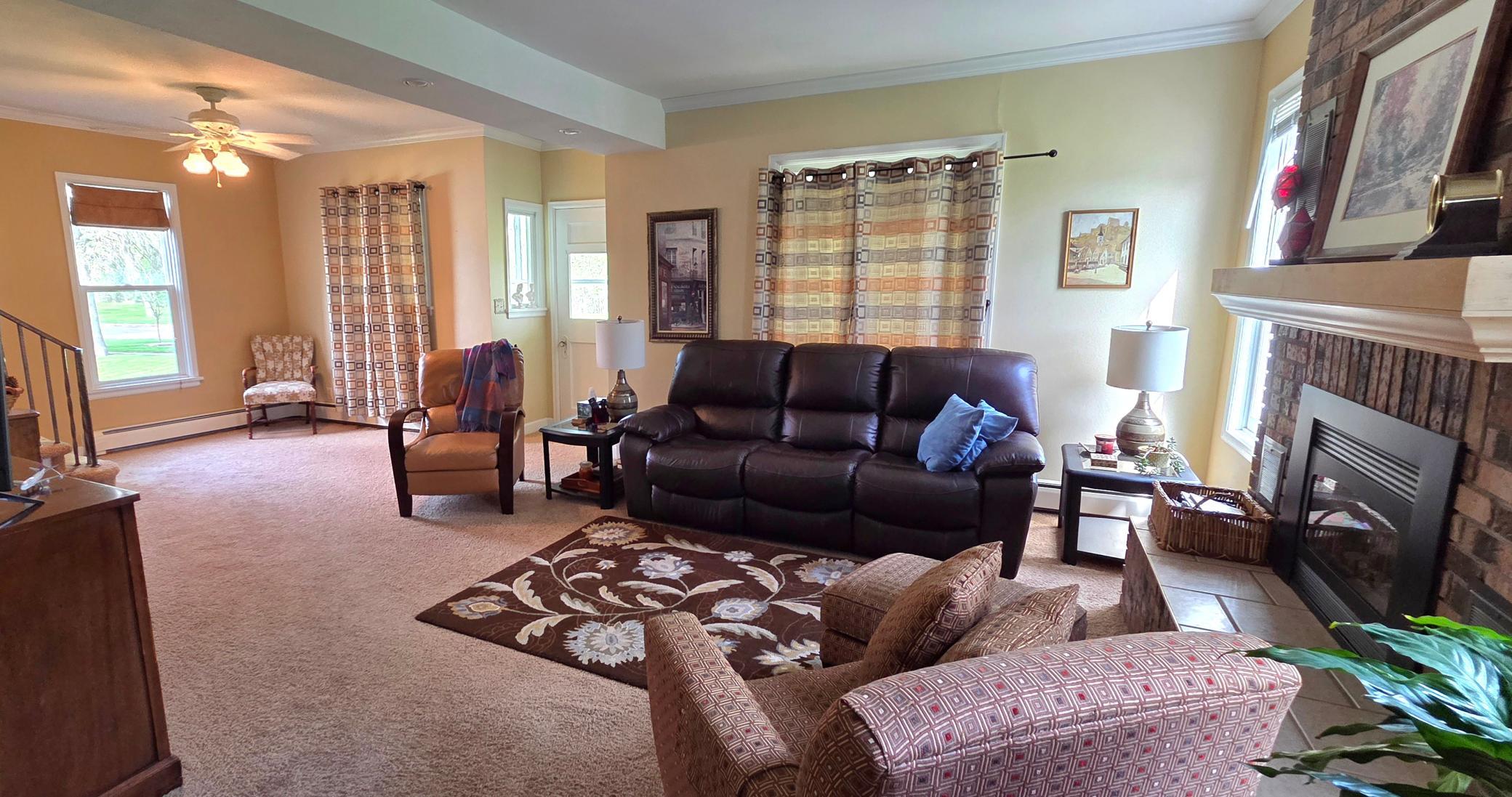 915 Riverside Drive International Falls, MN 56649 - Photo 4 of 24