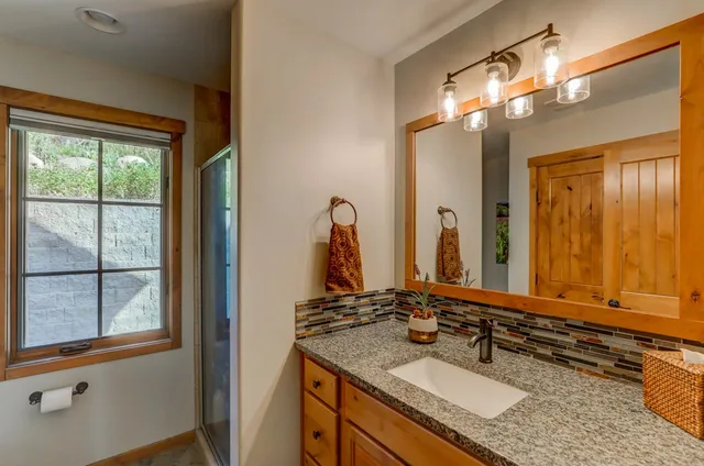 $895,000 | 17 Golden Bench Court, Donnelly, ID 83615