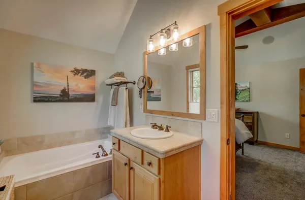 $875,000 | 17 Golden Bench Court, Donnelly, ID 83615